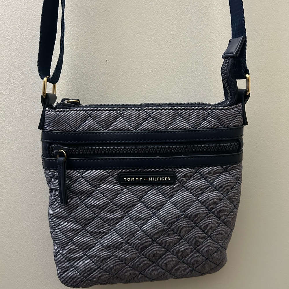 Tommy Hilfiger Gray Quilted Crossbody Bag